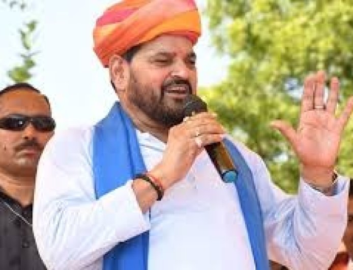 अयोध्या से गूंजा आरक्षण पर बड़ा बयान: बृजभूषण शरण सिंह बोले—“175 साल भी मिले तो नहीं चाहिए आरक्षण”