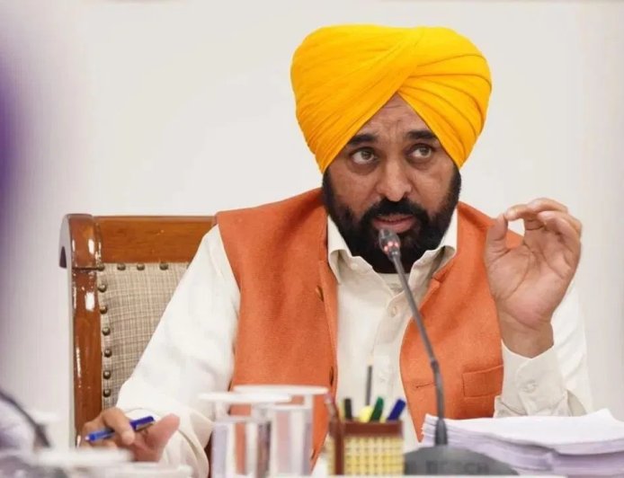 अदरक-लहसुन स्वाद तो बढ़ाते हैं, लेकिन खुद सब्जी नहीं... बीजेपी में गए सांसदों पर सीएम मान का तंज, सरेआम कर दी बोलती बंद