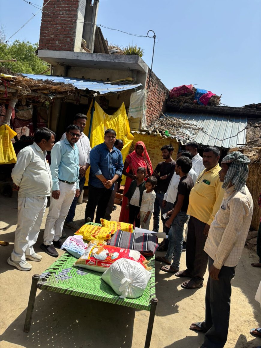 अयोध्या में आग पीड़ित परिवारों की मदद को आगे आए समाजसेवी राजन पांडेय, खाद्य सामग्री और आर्थिक सहायता दी