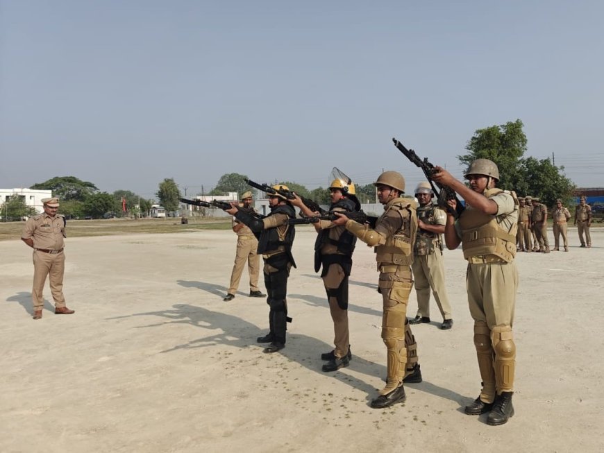 कौशांबी में पुलिस की हाई-इंटेंसिटी बलवा ड्रिल, दंगा नियंत्रण की तैयारियों का हुआ अभ्यास