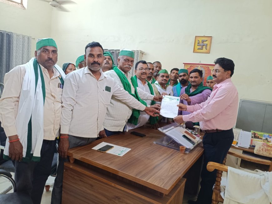 भाकियू के धरने का असर: अयोध्या में यूरिया बिक्री पर लगी रोक हटी, किसानों को मिली राहत