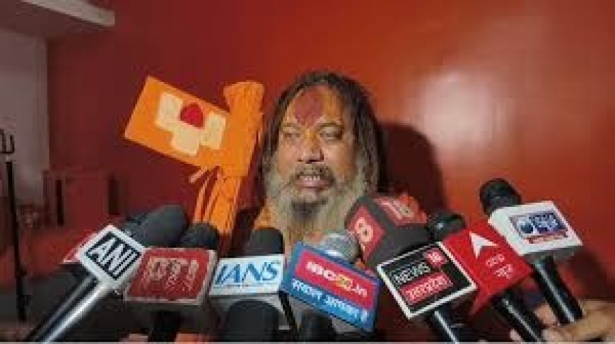 खड़गे के बयान पर अयोध्या में बवाल: संत परमहंसाचार्य ने दर्ज कराई तहरीर, कार्रवाई की मांग