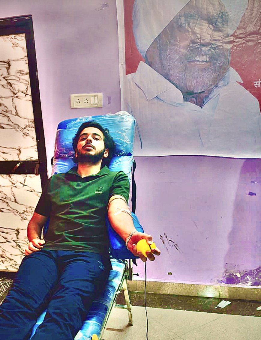 अयोध्या में रक्तदान शिविर, युवाओं ने दिखाया उत्साह, 18 यूनिट रक्त हुआ संग्रह