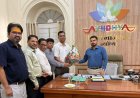 आईएमए प्रतिनिधिमंडल ने डीएम शशांक त्रिपाठी से की मुलाकात, भवन निर्माण की समस्याओं से कराया अवगत