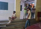 सिर्फ 300 रुपये के लिए हुआ खूनी खेल! टायर पंचर के पैसे मांगने पर चाकू से हमला, बीच-बचाव करने आए शख्स की मौत
