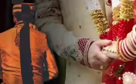 परछावन की रस्म... दरवाजे पर खड़ी थी बारात, तभी पुलिस लेकर पहुंच गई प्रेमिका, कांस्टेबल दूल्हा शेरवानी में ही हुआ फरार