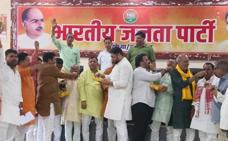 पश्चिम बंगाल में भाजपा की जीत पर अयोध्या में जश्न, नेताओं ने बताया जनता की ऐतिहासिक विजय