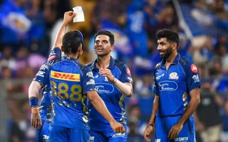 IPL विकेट के बाद निकाली पर्ची, लिखा- 15 साल का दर्द खत्म, मुंबई इंडियंस के रघु शर्मा की पर्ची ने किया सबको भावुक