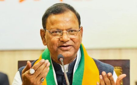 पंकज चौधरी का अखिलेश यादव पर तीखा वार- हार की हताशा में लोकतांत्रिक संस्थाओं को बदनाम कर रही सपा