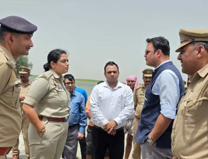 गंगा स्नान बना मातम… बदायूं में डूबे एक ही परिवार के 6 लोग, किशोर की मौत; किशोरी लापता