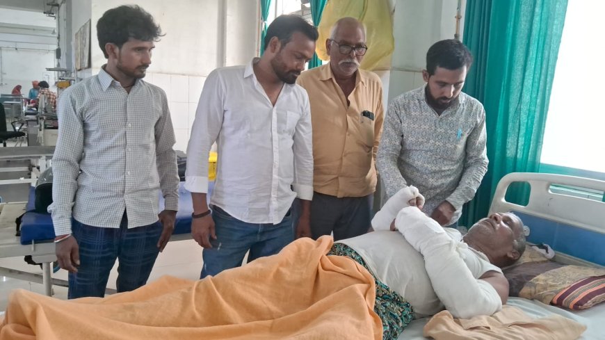 सुबह टहलने निकले बुजुर्ग पर हमला, फायरिंग का आरोप; गंभीर हालत में अस्पताल में भर्ती