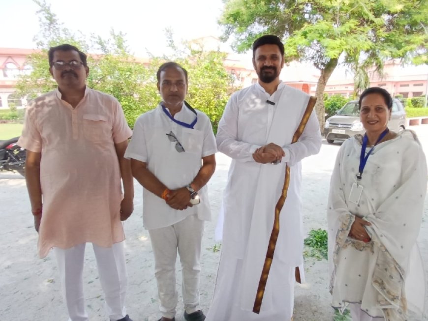 रामनगरी अयोध्या में गूंजा ध्यान और साधना का स्वर, देशभर से पहुंचे श्रद्धालुओं को मिली मानसिक शांति