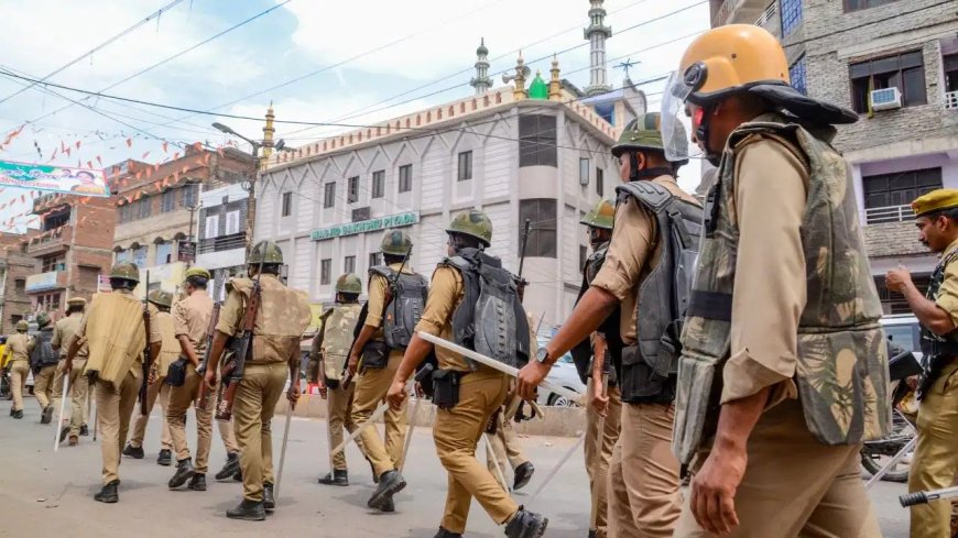 कानपुर पुलिस में बड़ा एक्शन... 168 दिन से गायब सिपाही समेत 14 पुलिसकर्मी सस्पेंड, 118 को नोटिस जारी