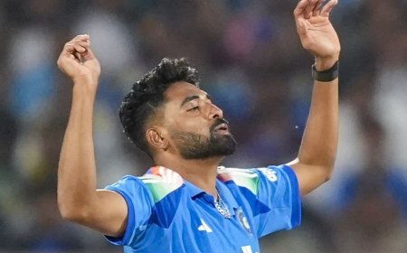 Team India को बड़ा झटका… इंग्लैंड-आयरलैंड दौरे से बाहर हुए मोहम्मद सिराज, अचानक इस खिलाड़ी की हुई एंट्री