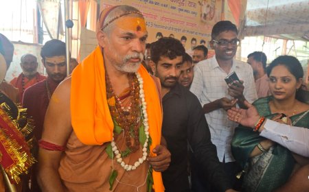 'असली हिंदुओं को नकली हिंदुओं से खतरा', शंकराचार्य का भाजपा पर बड़ा हमला, बोले- गौमाता को राष्ट्रमाता घोषित करने वालों को ही दें वोट