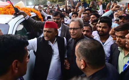 'नेशन फर्स्ट से डोनेशन फर्स्ट तक...' प्रयागराज से अखिलेश का भाजपा पर बड़ा हमला, राम मंदिर से पेपर लीक तक घेरा
