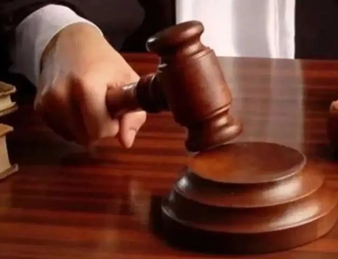 2 साल पहले हो चुकी थी मौत, फिर भी पुलिस ने बना दिया आरोपी… कोर्ट में खुली ऐसी पोल कि दरोगा हो गया सस्पेंड