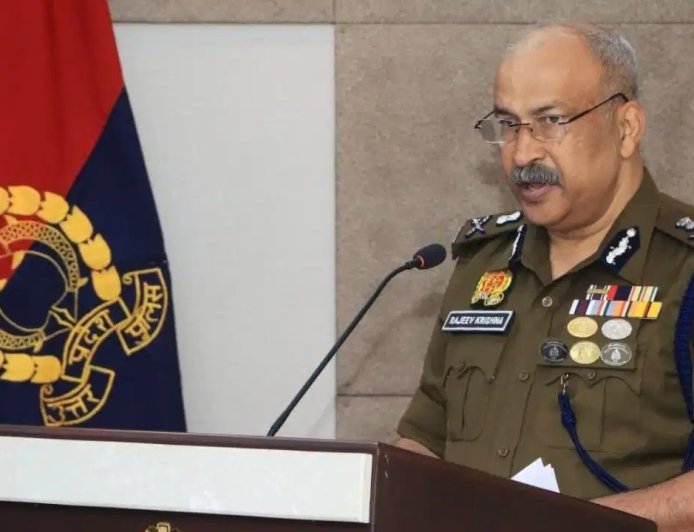 यूपी पुलिस में बड़ा फेरबदल, 206 PPS अधिकारियों के तबादले; लखनऊ समेत कई जिलों में बदली गई तैनाती