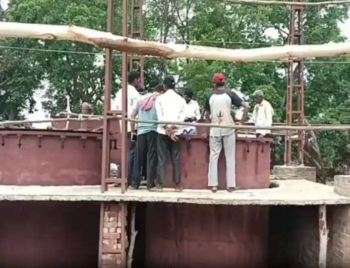 बदायूं में मौत का टैंक बना मेंथा प्लांट, एक-दूसरे को बचाने उतरे 3 सगे भाई, 2 की मौत, तीसरा वेंटिलेटर पर