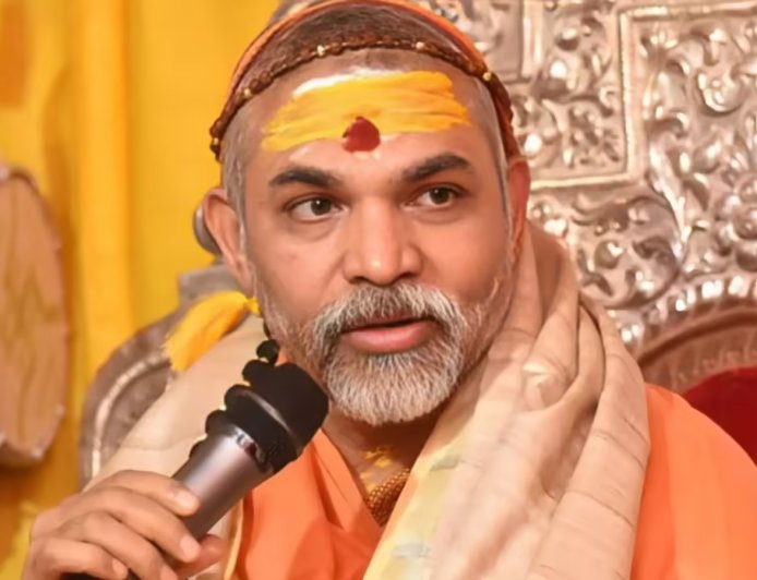 शंकराचार्य के स्वागत को लेकर सपा में छिड़ी महाभारत, पूर्व और मौजूदा जिलाध्यक्ष के बीच हुई तीखी नोकझोंक, अलीगढ़ में दो खेमों में बंटी समाजवादी पार्टी