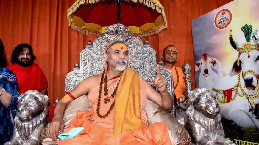 एटा पहुंची अविमुक्तेश्वरानंद की गविष्ठि यात्रा, सपा कार्यकर्ताओं ने गर्मजोशी से किया स्वागत, बोले- जो खुद को गौ रक्षक कहते हैं, वही उसकी दुर्दशा के जिम्मेदार