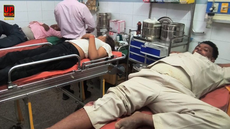 एटा में कंस वध मंचन के दौरान अचानक हुई फायरिंग, भागवत कथा में मची भगदड़, दो श्रद्धालुओं के पैरों में लगी गोली