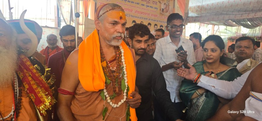 'असली हिंदुओं को नकली हिंदुओं से खतरा', शंकराचार्य का भाजपा पर बड़ा हमला, बोले- गौमाता को राष्ट्रमाता घोषित करने वालों को ही दें वोट