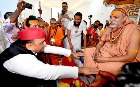  ‘सांचा नहीं पूरा ढांचा बदलना होगा’ शंकराचार्य से लखनऊ में मिले अखिलेश,  राम मंदिर मामले को बताया महापाप