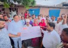 गौतम मौर्य हत्याकांड में सरकार का बड़ा कदम, CM योगी से मुलाकात के बाद पीड़ित परिवार को मिले 5 लाख रुपए, अब परिवार को मिलेंगी ये बड़ी सुविधाएं