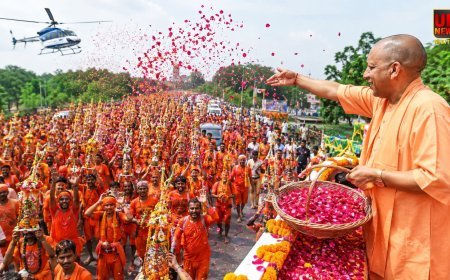 मेरठ में कांवड़ियों पर CM योगी ने की पुष्पवर्षा, हेलीकॉप्टर से शिवभक्तों पर बरसे फूल, अनोखे अंदाज के कांवड़ ने लोगों को किया आकर्षित 