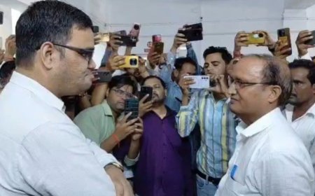 जालौन में तैनात IAS अफसर को जान का खतरा, पहले भी लग चुकी है 7 गोली, सुरक्षा को लेकर बोले रिंकू राही- नहीं बढ़ानी तो लिखकर दें, कोर्ट जाऊंगा