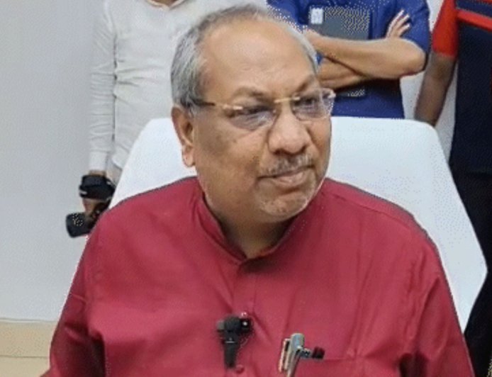 'बिना प्याज-लहसुन की मछली शाकाहारी' मंत्री संजय निषाद का बड़ा बयान, बोले -  निषाद लड़ाकू कौम, गद्दार नहीं