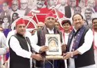 अखिलेश ने फिर पहना नीला गमछा, एक्सप्रेसवे पर सरकार को घेरा, 13 साल बाद सपा में लौटे पूर्व मंत्री राम आसरे कुशवाहा