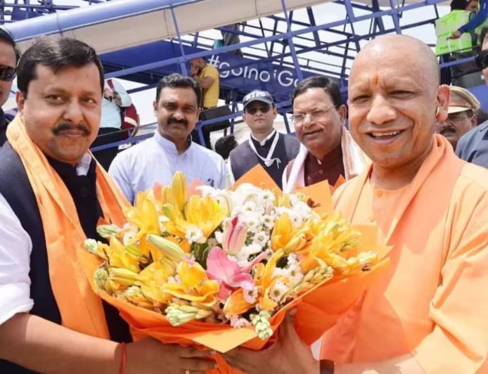 मेरठ में योगी-नितिन नवीन का शक्ति प्रदर्शन, युवाओं से बोले भाजपा अध्यक्ष- रील नहीं रियल जिएं